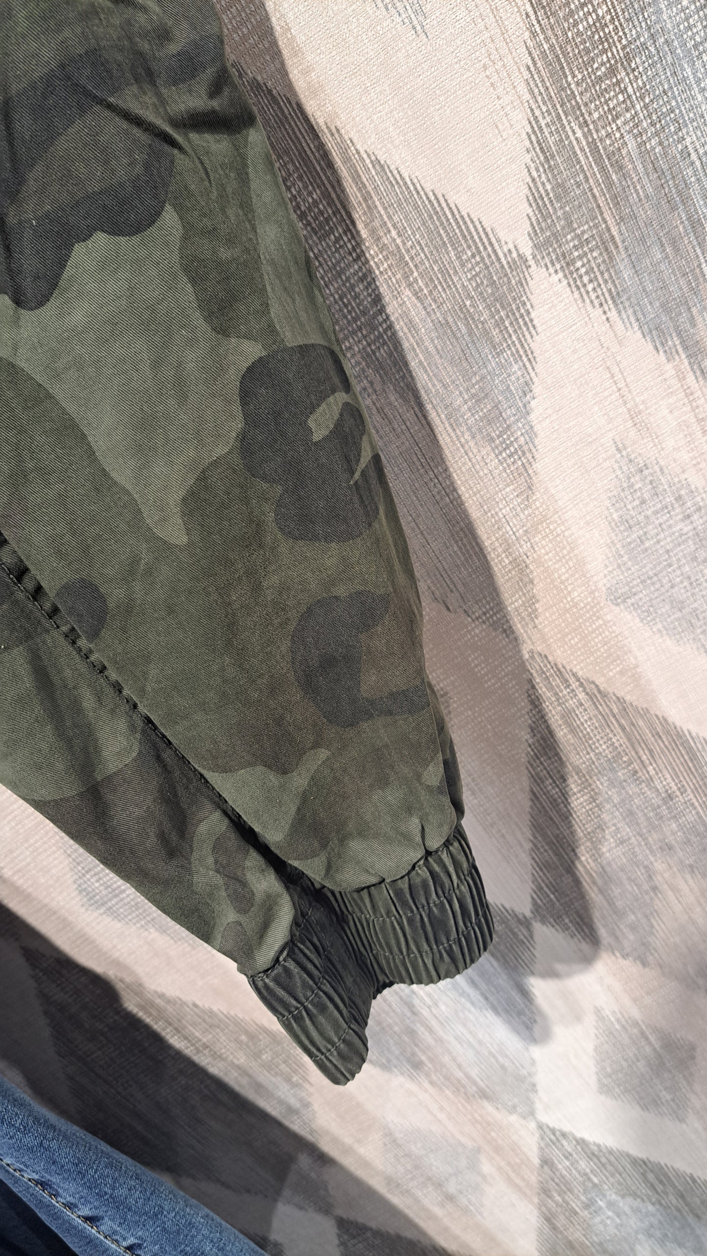 Pantalon cargo camuflaje