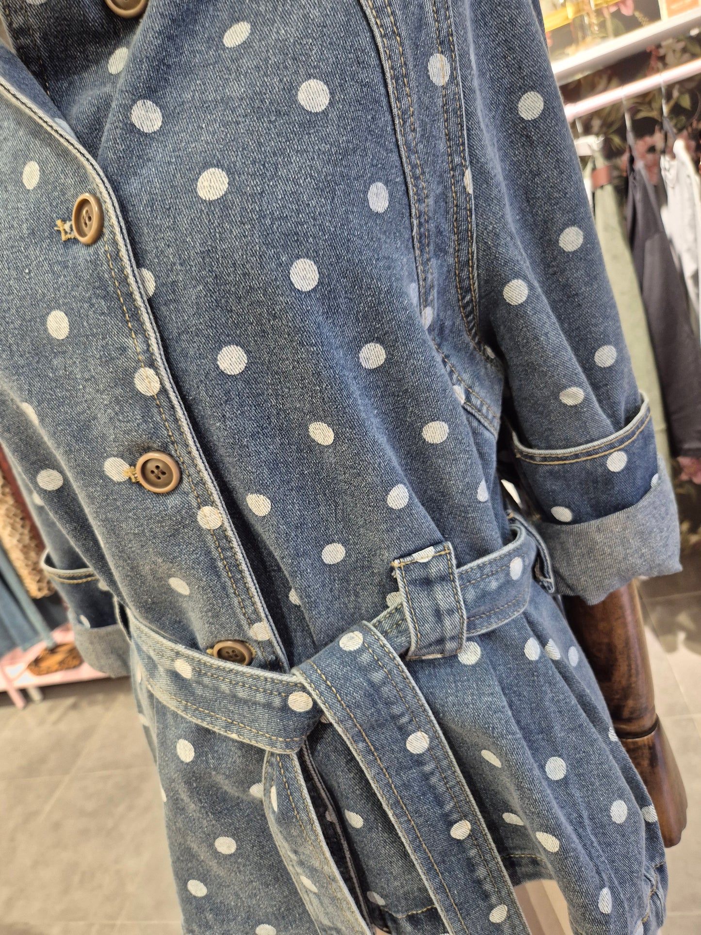 Chaqueta vaquera lunares