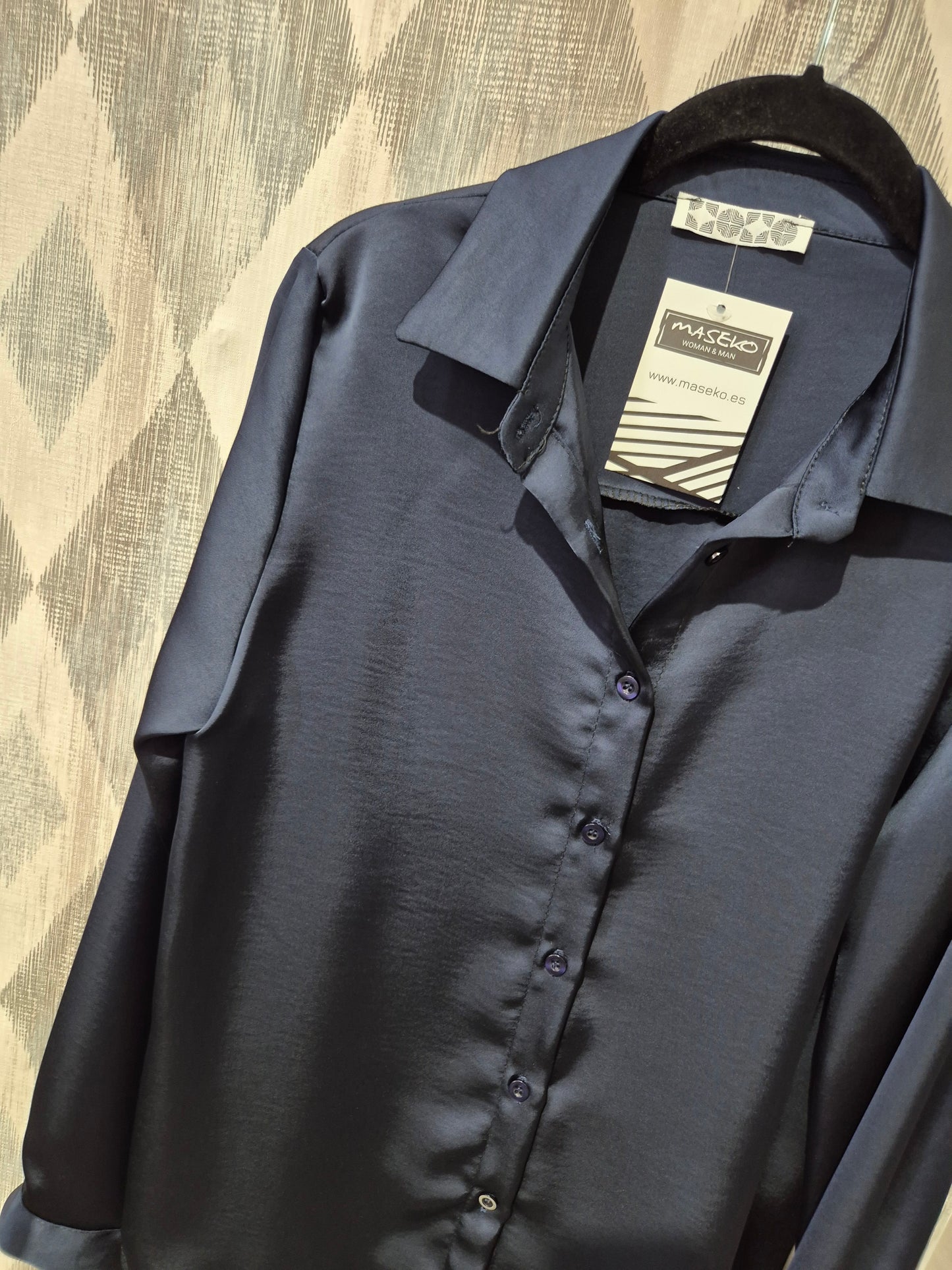 Blusa de satén