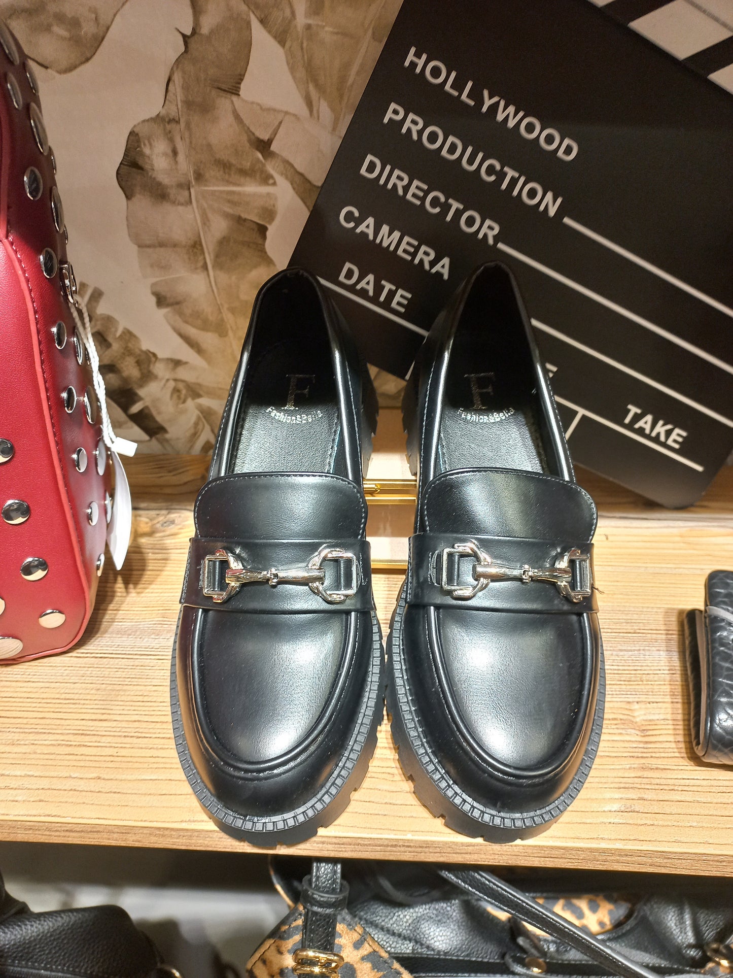 Mocasin negro