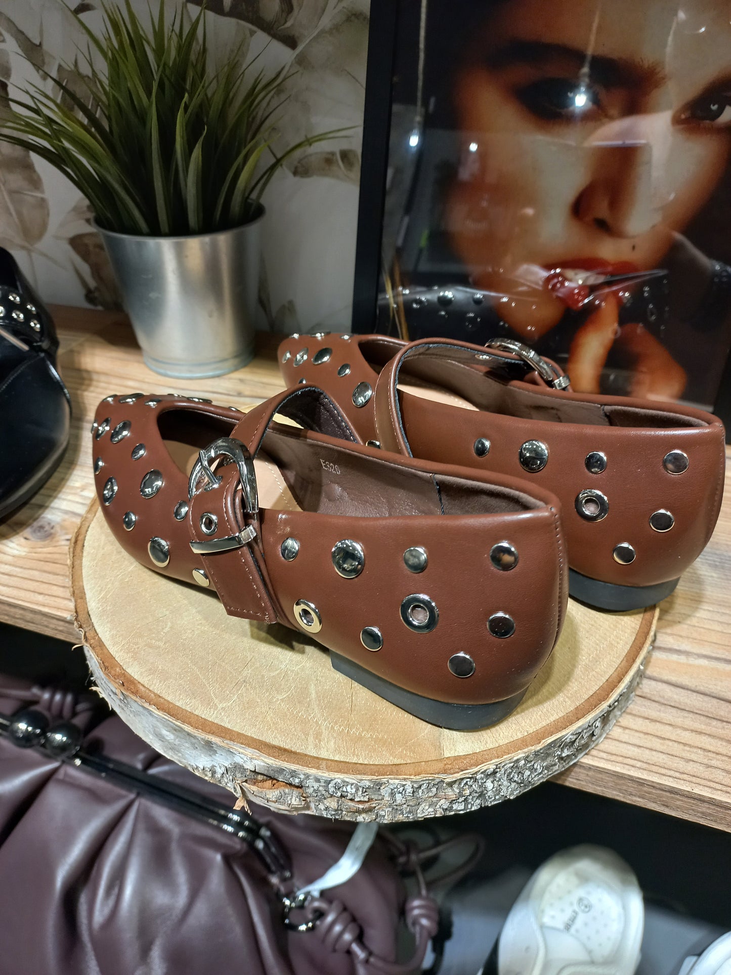 Bailarina tachuelas