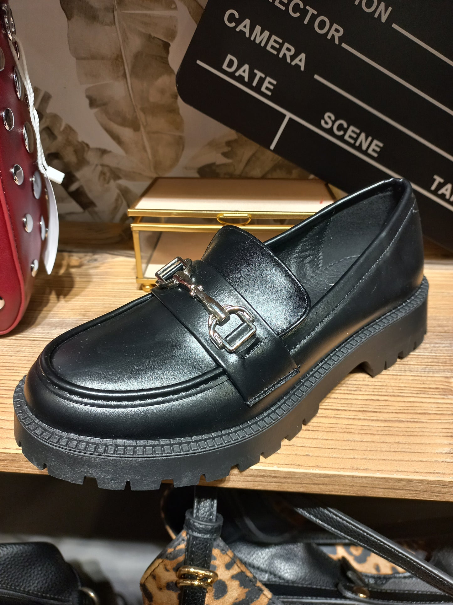 Mocasin negro