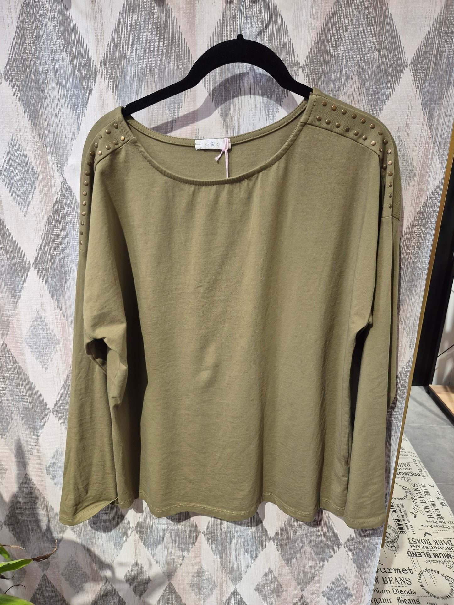 Camiseta tachas