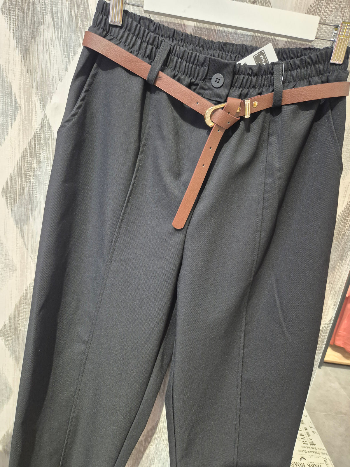 Pantalón cropped